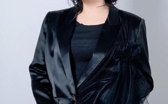 亚洲国色天香卡2卡3卡4